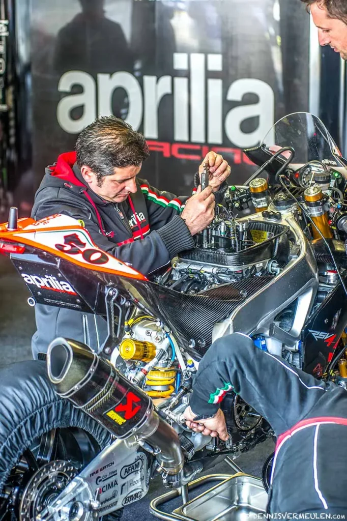 World Superbike -  Aprilia Mechanics